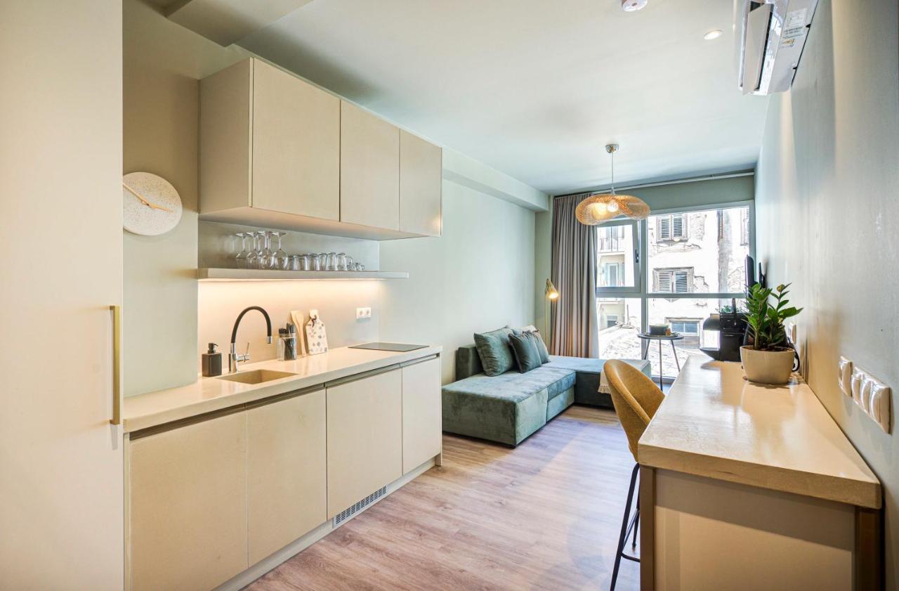 Yalarent Stunning Apartments At The Heart Of Athènes Extérieur photo
